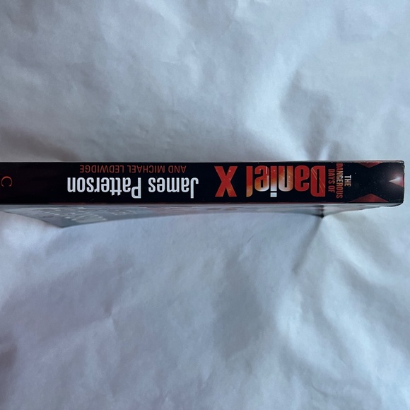 BARGAIN: 4 books by John Sanford, James Patterson, & Jeff Abbott; Mysteries - Picture 16 of 16